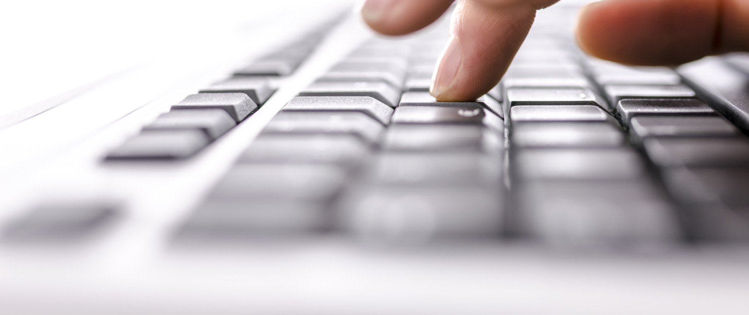 cropped-typing-hands2