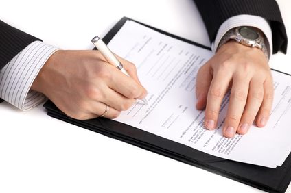 signing-a-business-proposal